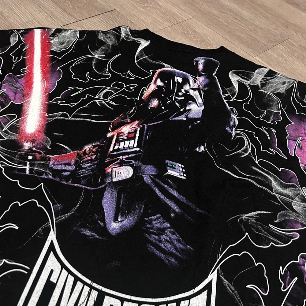 Civil regime Star Wars Black Short Sleeve Graphic Tee with Purple Accents - Picture 6 of 8